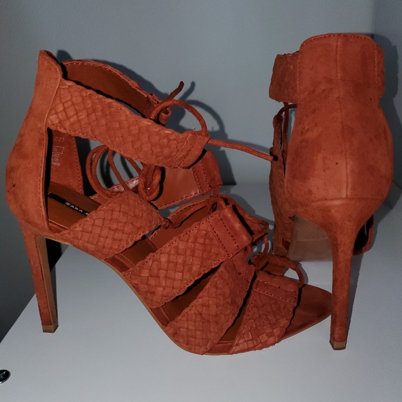 Zara heels size 7.5 - Picture 3 of 4